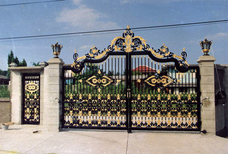 Phong cách thiết kế cổng nhà biệt thự sang trọng và bắt mắt - Trangkim